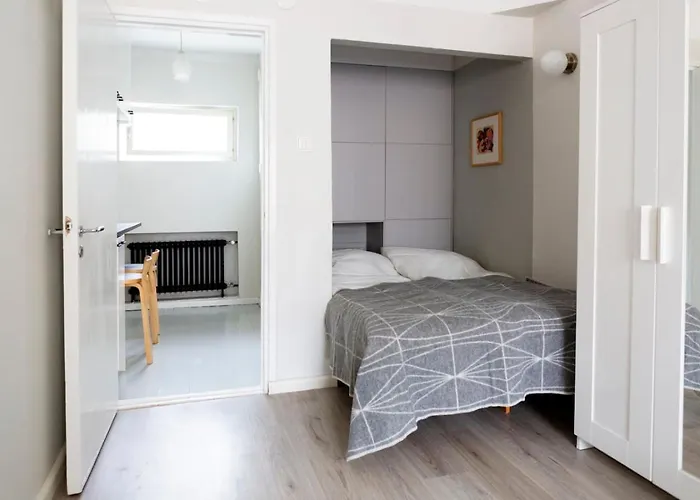 Vintage Modern By Sea - Eiranranta *